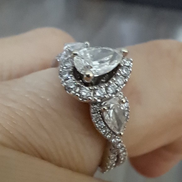 Neil Lane Ring - Picture 10 of 10